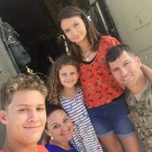 Meet your Posher, April